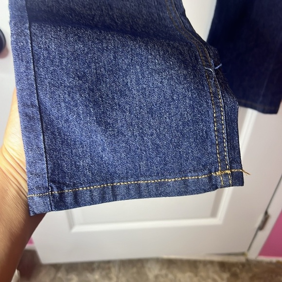 Men's Classic Blue Jeans - Picture 4 of 9